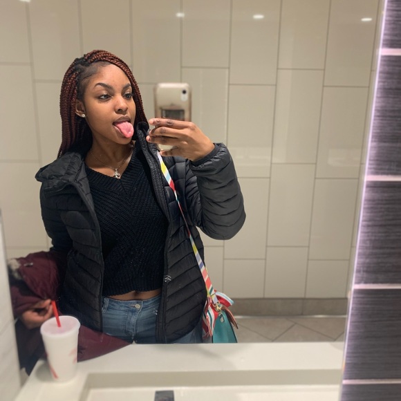 Profile Picture of Adebowale Adenodi (@a_adenodi) on Poshmark