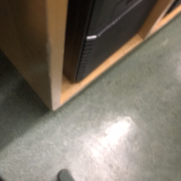 Profile Picture of Shulamite Wong (@shulamitewww) on Poshmark