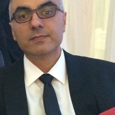 Profile Picture of Riaz Haffejee (@Riaz500) on Twitter