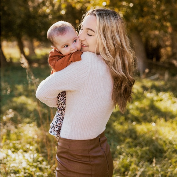 Kylee Simpson - Poshmark Profile Picture of Kylee Simpson (@kksimpson462) on Poshmark