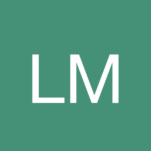 Profile Picture of Logan Moore (@lmoore2494) on Poshmark