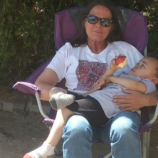 Profile Picture of Joanne Nealey (@joanne.nealey) on Facebook