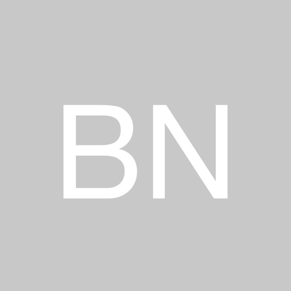 Bobby Nolan - Poshmark Profile Picture of Bobby Nolan (@bobby5525) on Poshmark