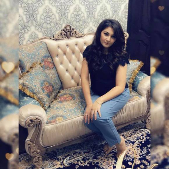 Profile Picture of Dilnoza Askarova (@askarova) on Poshmark