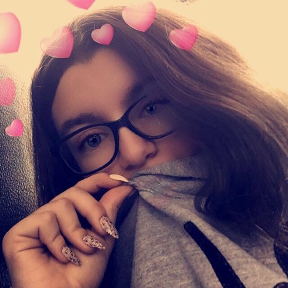 Profile Picture of Jaden Tanner (@xjaden) on Poshmark