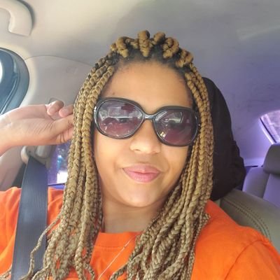 Profile Picture of Amanda Keyes (@lilsxymanda) on Twitter