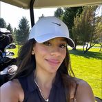 Profile Picture of Savannah Kim (@savannah.kim.9693) on Facebook