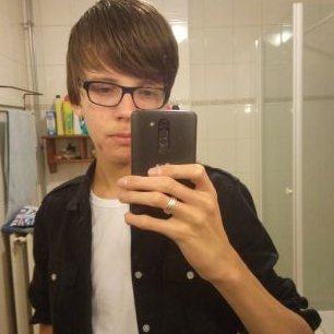 Profile Picture of Jonathan Lok (@JonathanLok99) on Twitter