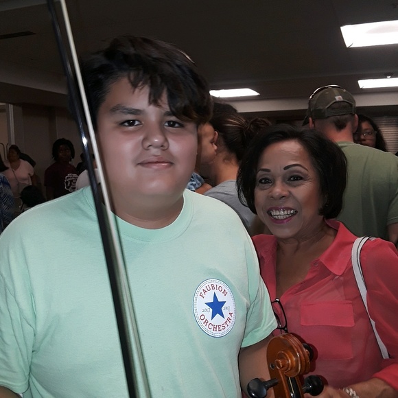 Mary Hipkins - Poshmark Profile Picture of Mary Hipkins (@maryhipkins) on Poshmark