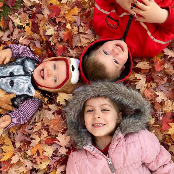 Profile Picture of Darrin Pharmer (@degooyer) on Poshmark