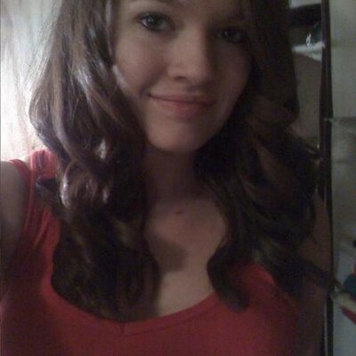 Profile Picture of Lillian Kohler (@LillHerself) on Twitter