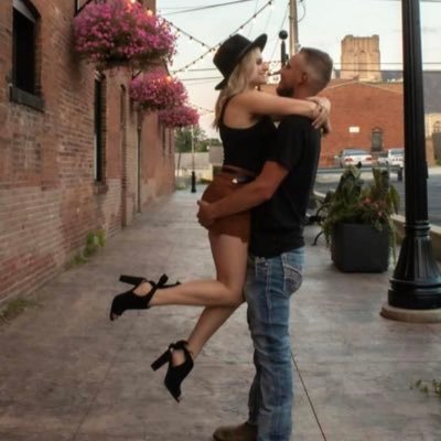 Profile Picture of Kris (@KrisWilson1212) on Twitter