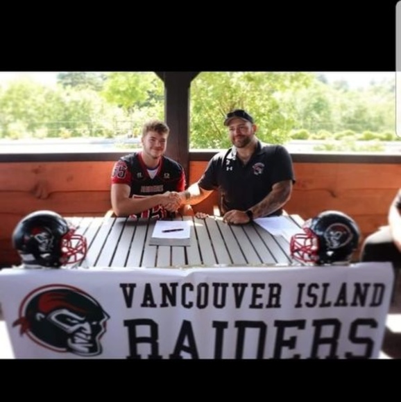 Profile Picture of Tyler Chalmers (@tjchalmers75) on Poshmark