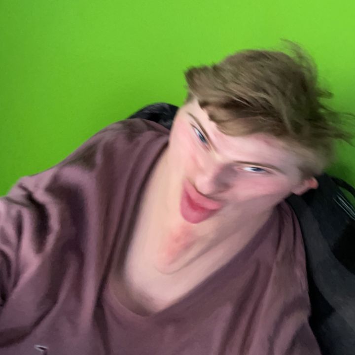 Profile Picture of Lukster (@morelukedavidson_) on Tiktok