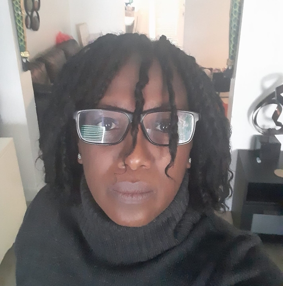 Profile Picture of Urmie Flu-bearzi (@remurmie) on Poshmark