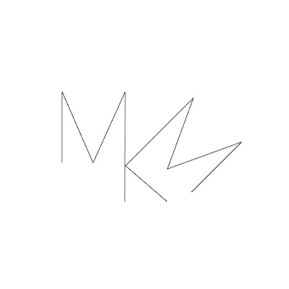 Profile Picture of Maria kate Molamphy (@mkmolamphy) on Poshmark