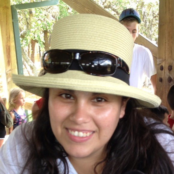 Mayra Galvan - Poshmark Profile Picture of Mayra Galvan (@mayra13) on Poshmark