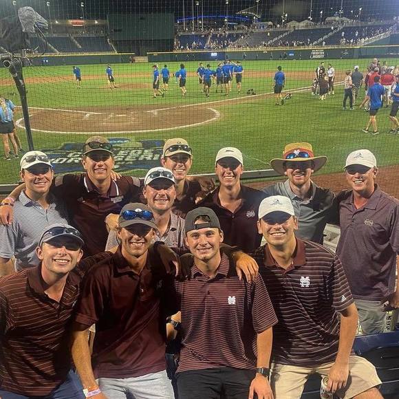 Profile Picture of Bryan Sanderson (@bsanderso18) on Poshmark