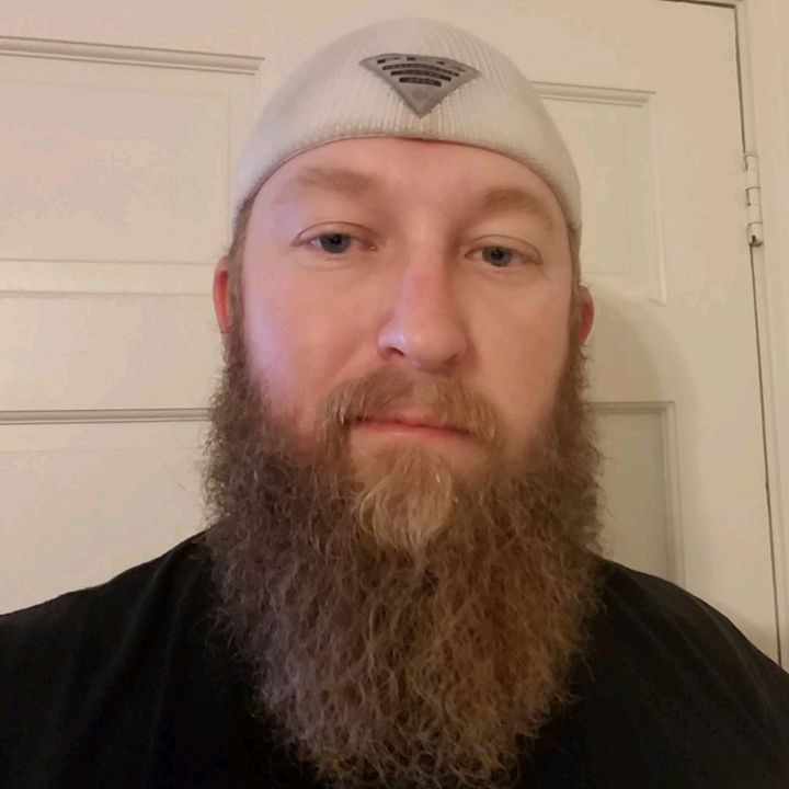 Profile Picture of nicholaslenz (@nicholaslenz) on Tiktok