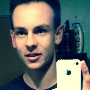 Profile Picture of Max Schubert (@maxschubert) on Myspace