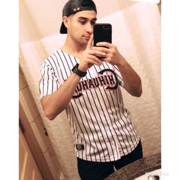 Profile Picture of Andrew Macias (@b_haydenn) on Poshmark