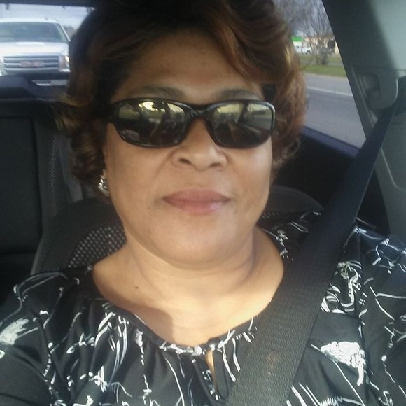 Profile Picture of Febra Tinsley (@febratinsley) on Poshmark