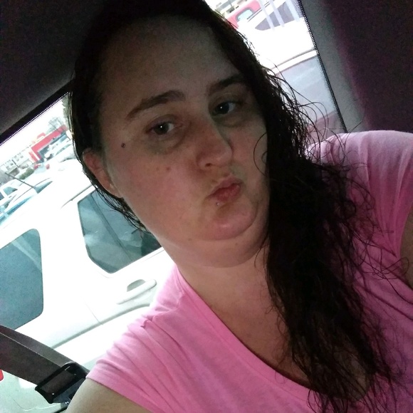 Profile Picture of Jasmine Duvall (@hazel_eyez_2020) on Poshmark