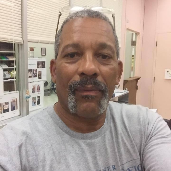 Profile Picture of Audwin Spradley (@spradleyaudwin) on Poshmark