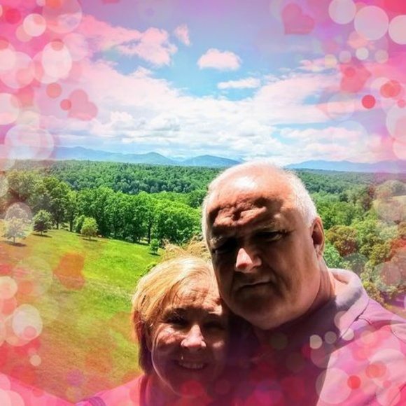 Profile Picture of David Goode (@dsgoode12) on Poshmark