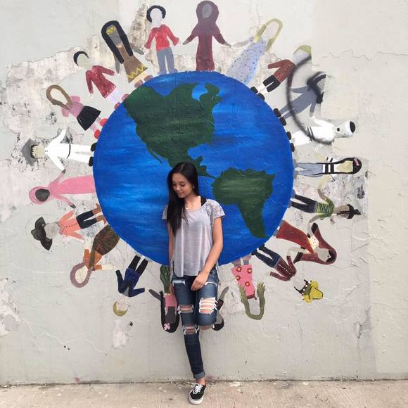 Profile Picture of Julie Chung (@juliechungg) on Poshmark