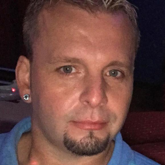 Profile Picture of Shane Nicholson (@shanenicholson) on Poshmark