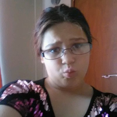Profile Picture of Emily Shackelford (@eshackelford20) on Twitter