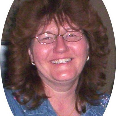 Profile Picture of Veronica Anderson (@list2day) on Twitter