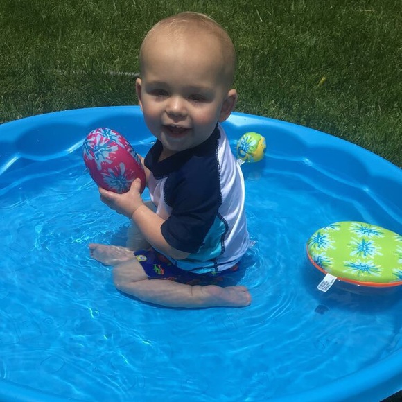 Profile Picture of Raechel Kohlmeier (@raechel6389) on Poshmark