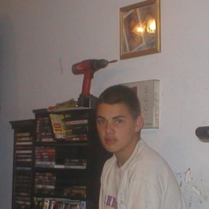 Profile Picture of Bryon Albin (@chiken_finger) on Myspace