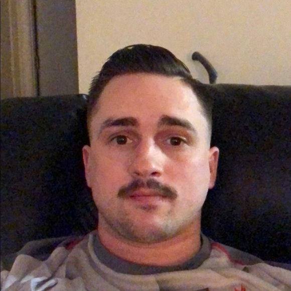 Profile Picture of Sean Sands (@docsands10) on Poshmark