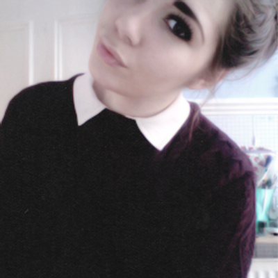 Profile Picture of Karlie Roberts (@KRSiteModels) on Twitter