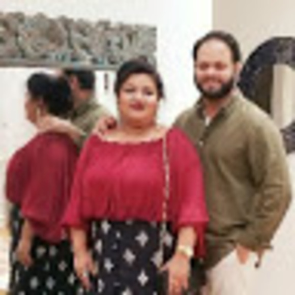 Profile Picture of Syed Hossain (@fadoo1976) on Poshmark