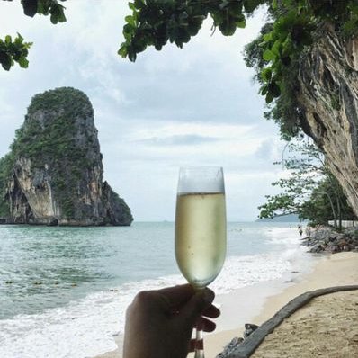 Profile Picture of Janet Christy (@janetchristy) on Twitter