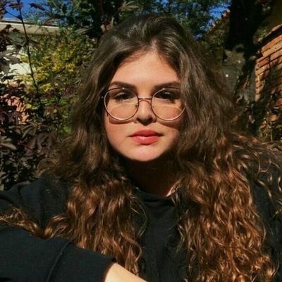 Profile Picture of Júlia Vick⚘ (@JliaVick4) on Twitter