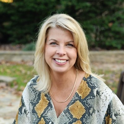 Profile Picture of Tammy Stokes (@tdjstokes) on Twitter