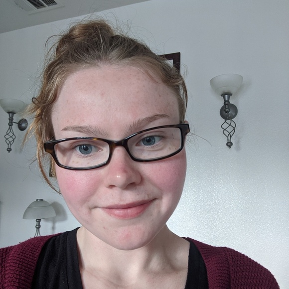 Profile Picture of Katherine Jakubowski (@katherinejakubo) on Poshmark