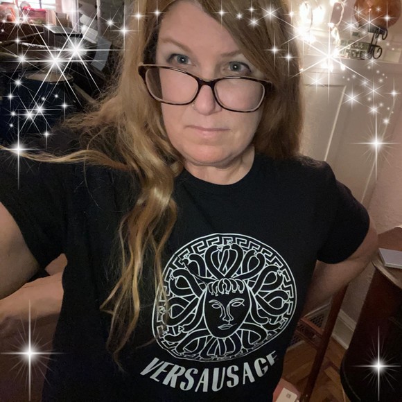 Profile Picture of Susan Guidone (@seguidone) on Poshmark