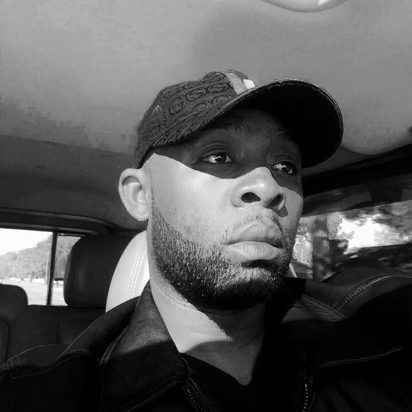 Profile Picture of Rob Pettiway (@rtmewborn) on Poshmark