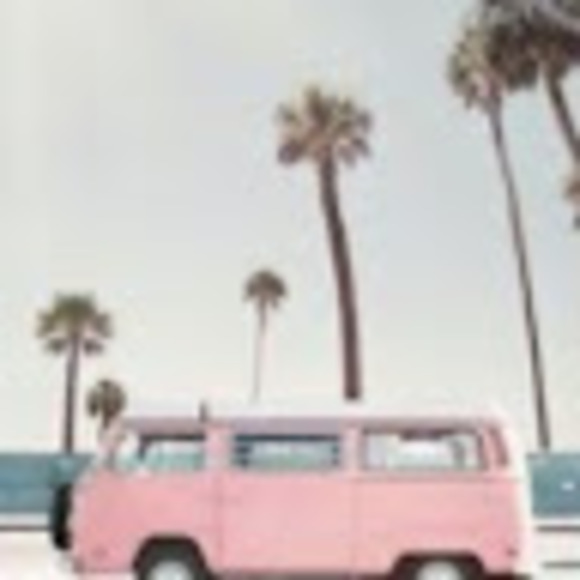 Profile Picture of Bryttany Lopez melena (@_blopezmelena) on Poshmark