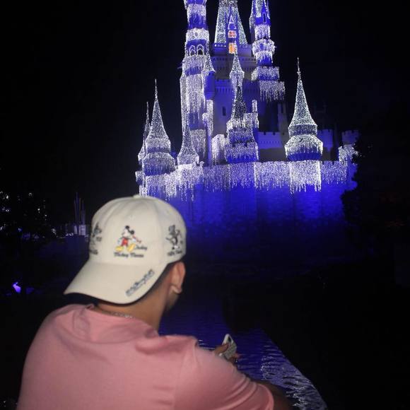 Profile Picture of Daniel Plascencia (@danielplascenci) on Poshmark