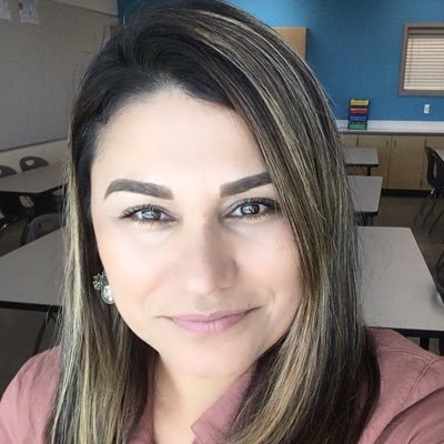 Profile Photo of Roseanna Sanchez (@rosesanchez010) on Twitter