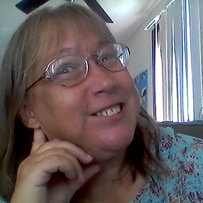 Profile Picture of Angela Anne (@HoodRiver5) on Twitter