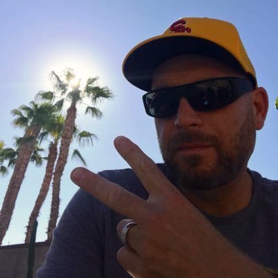 Profile Picture of Jason Bronstein (@JasonBronstein) on Twitter