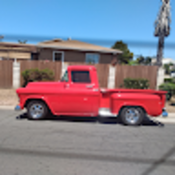 Profile Picture of Leo Schlossmacher (@lschlossmacher) on Poshmark